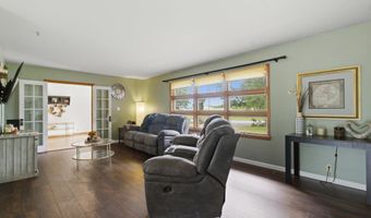 912 W Pleasant St, Aurora, MO 65605