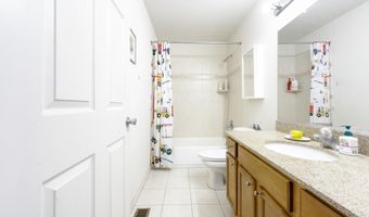 10 Oyster Bay Rd H, Absecon, NJ 08201