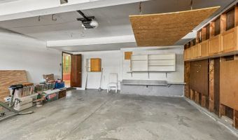 3051 N Huntington Dr, Arlington Heights, IL 60004