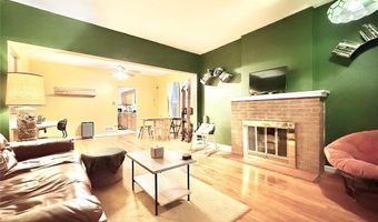 702 Union St, Alton, IL 62002