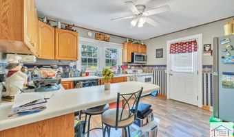1002 Morningside Dr, Bassett, VA 24055