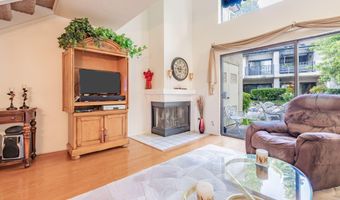 5704 Skyview Way E, Agoura Hills, CA 91301