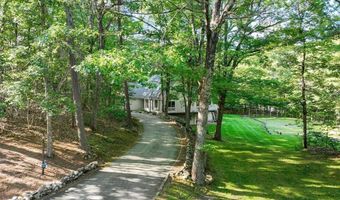 17 Stone Pound Ln, Atkinson, NH 03811