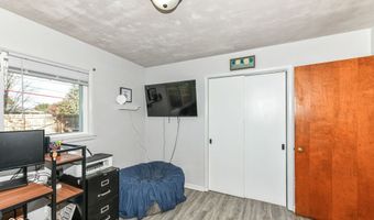 206 Winding Dr, Alexandria, IN 46001