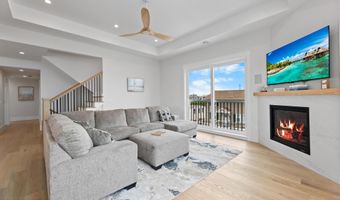 18 Mea Ln, Beach Haven, NJ 08008