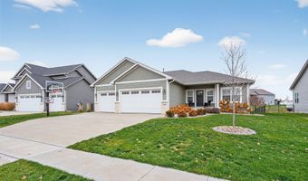 705 35th St SW, Altoona, IA 50009