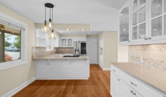 6595 SW 207TH Ave, Beaverton, OR 97078
