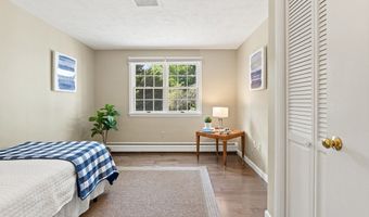 3 Hickory Ln, Andover, MA 01810