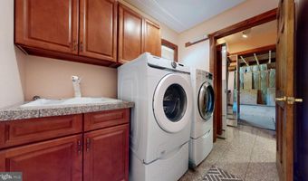 892 HOGBIN Rd, Millville, NJ 08332
