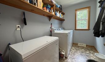 166 Dutch Ln, Appomattox, VA 24522