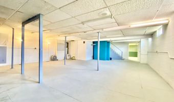 8 COMMONWEALTH Ave, Claymont, DE 19703