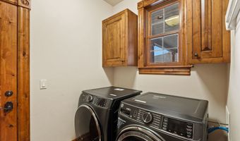1363 Lake Pointe Dr, Bigfork, MT 59911