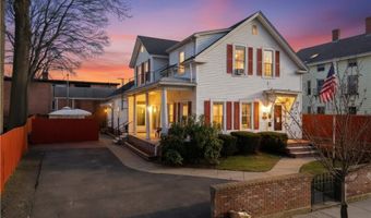 112 Clay St, Central Falls, RI 02863