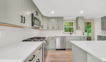 250 Mill St, Barnesville, GA 30204