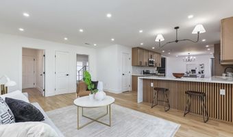 5995 BROADMOOR Dr, La Mesa, CA 91942