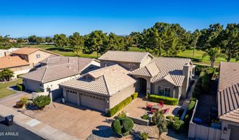 5733 S AMBERWOOD Dr, Chandler, AZ 85248