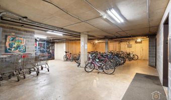 1615 E CENTRAL Rd 218C, Arlington Heights, IL 60005