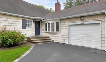 54 Bryan Ave, Amityville, NY 11701