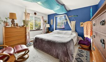 2026 Ashland Mine Rd, Ashland, OR 97520