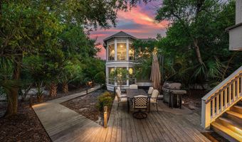 617 Ocracoke Way, Bald Head Island, NC 28461