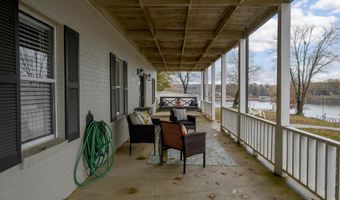 372 BRIDGEVIEW Dr, Arley, AL 35541