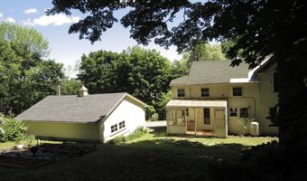 25 Charles St, Belfast, ME 04915