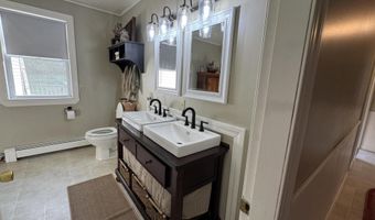 288 Cross Rd, Avon, ME 04966