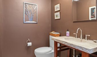 28 Hearthstone Pl, Andover, MA 01810