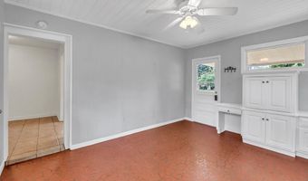 1021 Summit Dr, Albany, GA 31707
