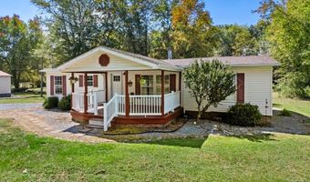 203 Edgewood St, Ballard, WV 24918