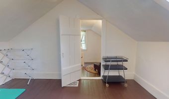 21 Fern St, Bangor, ME 04401