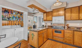 77 Center St, Bangor, ME 04401