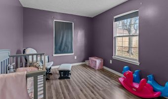 410 N Gordon Ave, Ash Grove, MO 65604