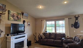 514 Guthery St, Ava, MO 65608