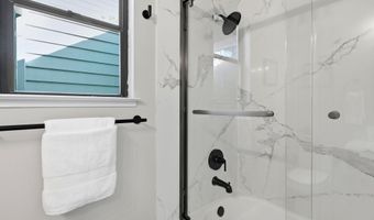 29 Captains Dr, Alameda, CA 94502