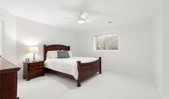 1007 28th St SW, Austin, MN 55912