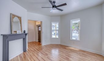 410 WEST St, Clayton, DE 19938