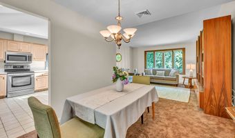 14 3 Partners Rd, Danbury, CT 06811