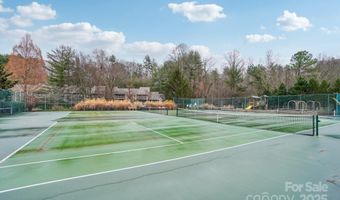 2 Creekside Ln, Asheville, NC 28803