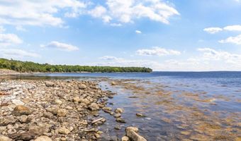 27 Highview Ter, Belfast, ME 04915