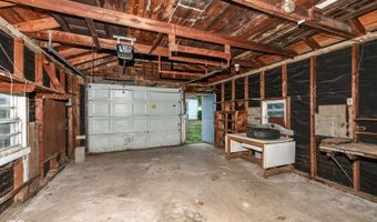 912 Crescent Dr, Anderson, IN 46013