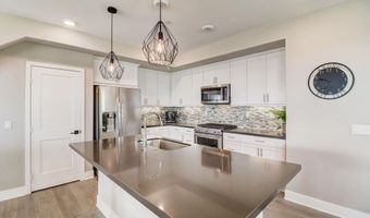 2817 Via Alta Pl, San Diego, CA 92108