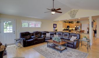 16 Macomber Pt, Alburgh, VT 05440