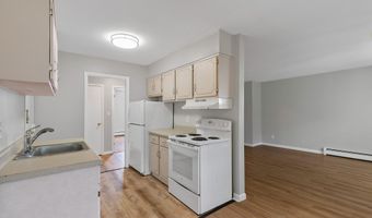 37 Enid St APT C, Bridgeport, CT 06606