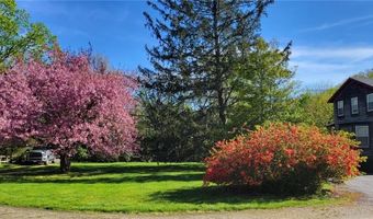 154 Essex Rd, North Kingstown, RI 02852