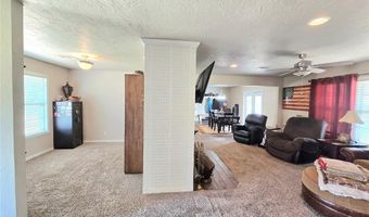 2015 Willard Dr, Altus, OK 73521