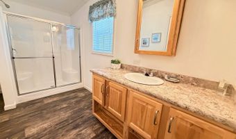 9 Commodore Dr, Biddeford, ME 04005