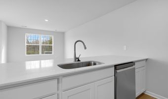 1062 A Dominy Ct, Camden, SC 29020