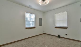 610 S 19th St, Chickasha, OK 73018