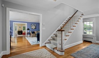 636 Lebrun Rd, Amherst, NY 14226